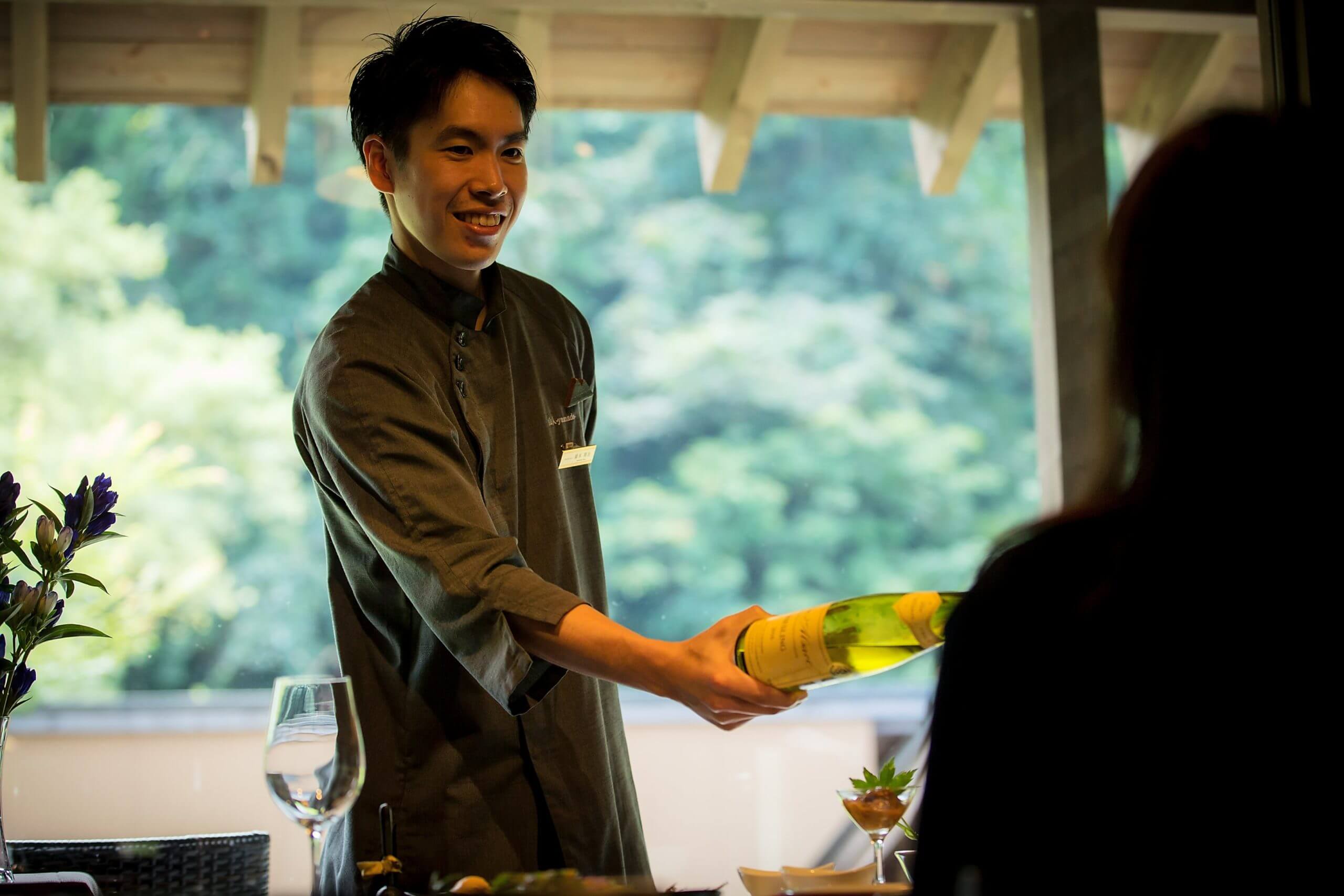 旅行会社・ホテル旅館のおすすめ求人画像